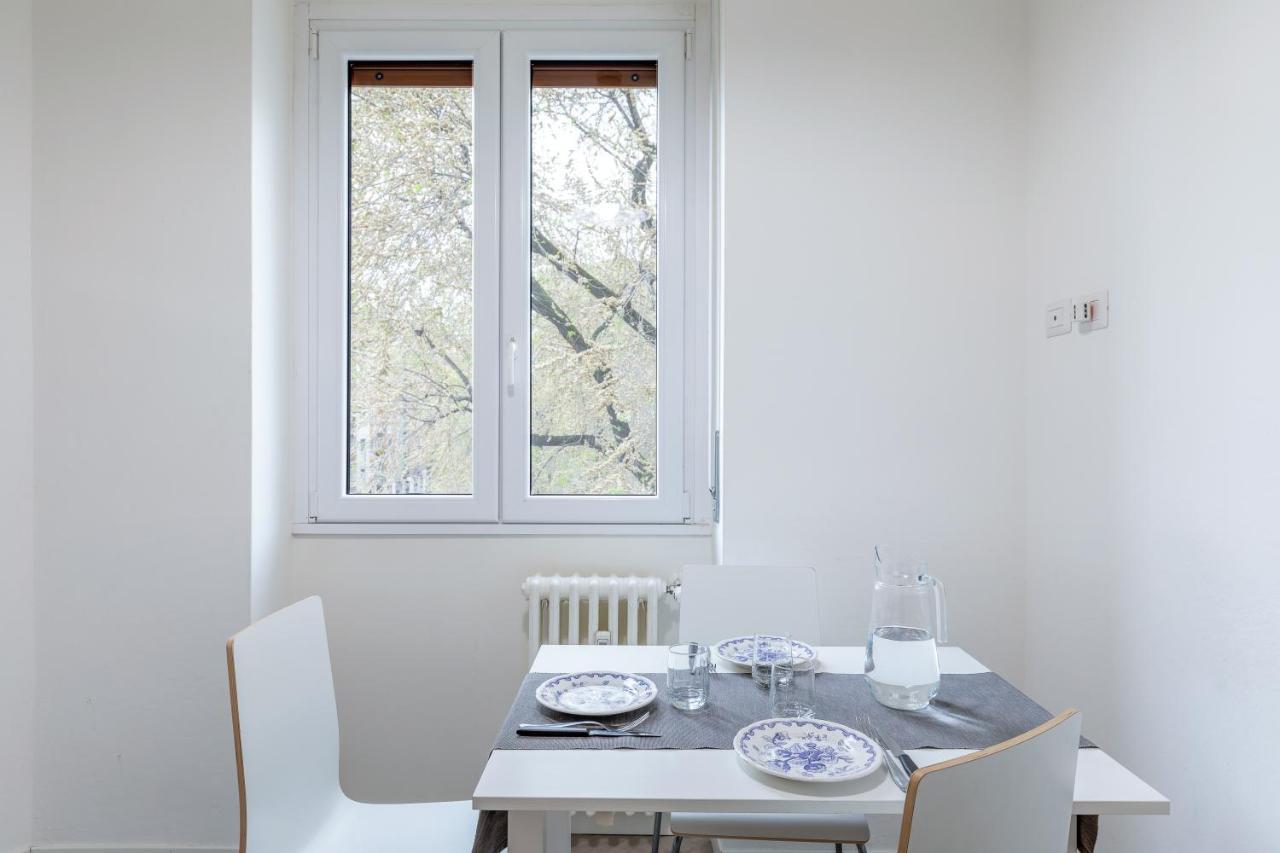 מילאנו Piazza De Angeli M1 Comfortable Flat With Balcony מראה חיצוני תמונה