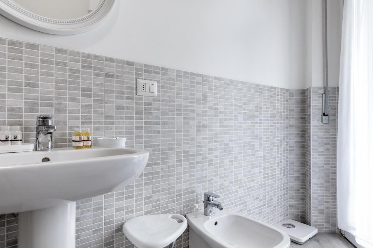 מילאנו Piazza De Angeli M1 Comfortable Flat With Balcony מראה חיצוני תמונה